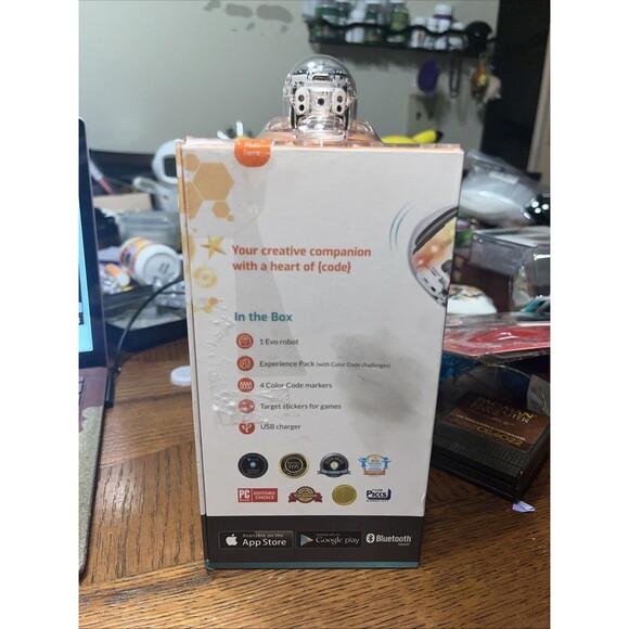 Ozobot Ozobot Evo Starter Kit Model 040101 Moving Robot Bluetooth Appears Unused - Picture 2 of 5